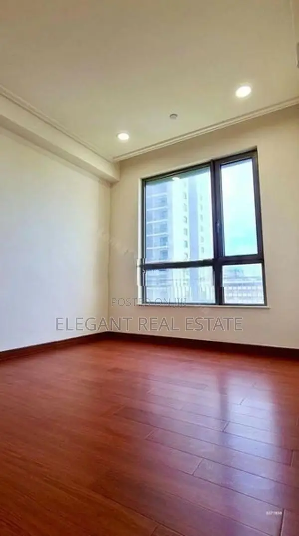 Astoria- 03 Bedroom Furnished Apartment for Sale in Colombo (A3504)