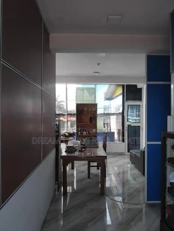 Boralesgamuwa Upstair office for Rent (R- 741)