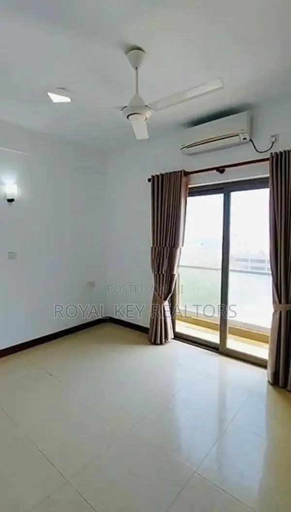 Altitude Residencies Col 10 – 03 Bedroom Unfurnished Apartment for Sal