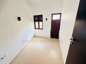 (AF944) 03 Story House With 7.78 P Sale At Udahamulla Nugegoda