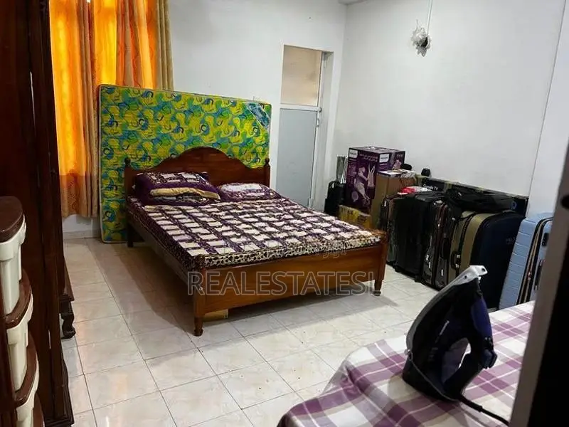 FOR RENT – Spacious 4 Bedroom Semi-Furnished House in Dehiwala