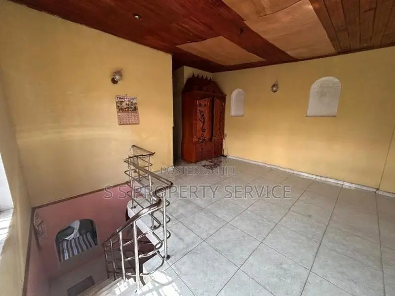 2 story house for Sale in Kirulapone, Colombo 06 (SSPH-396)