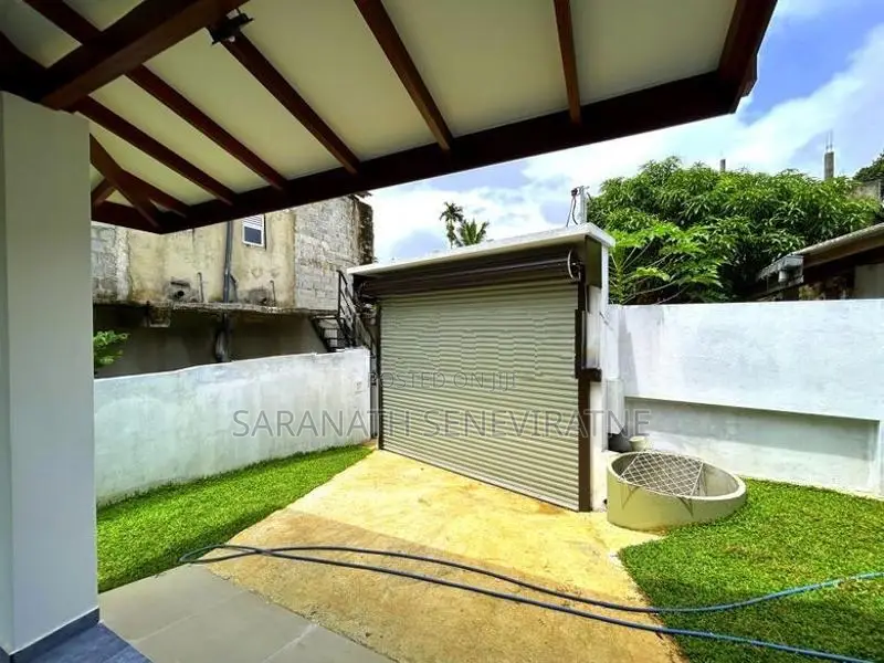 Brand New House For Sale Piliyandala Gandabuwana Rd - Batakettara Nort