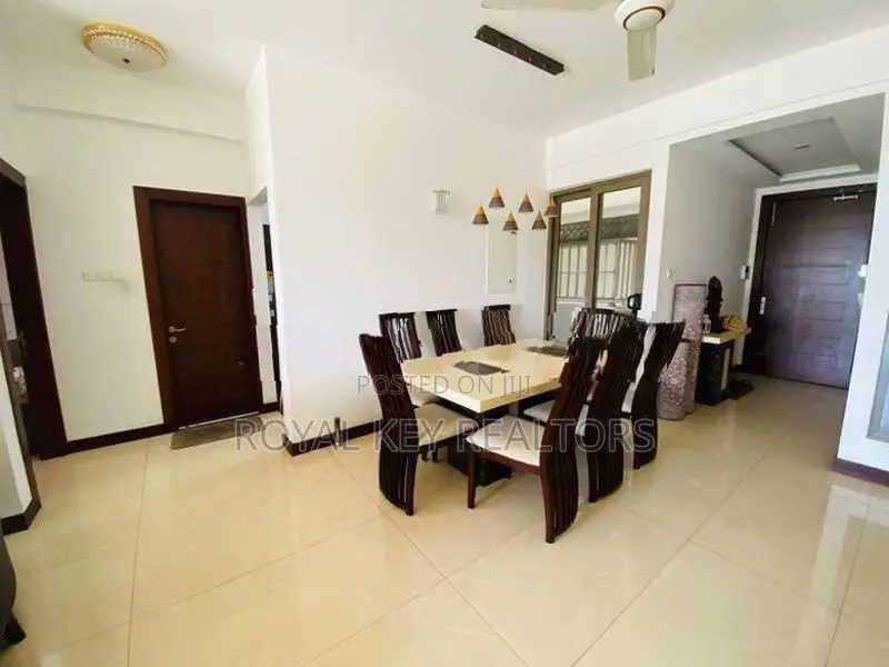 Colombo 3 – 03 Bedroom Unfurnished Apartment for Sale
