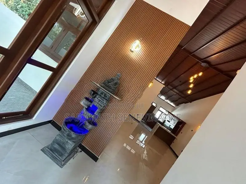 Brand-New House From Homagama Godagama Walking Distance to High Level