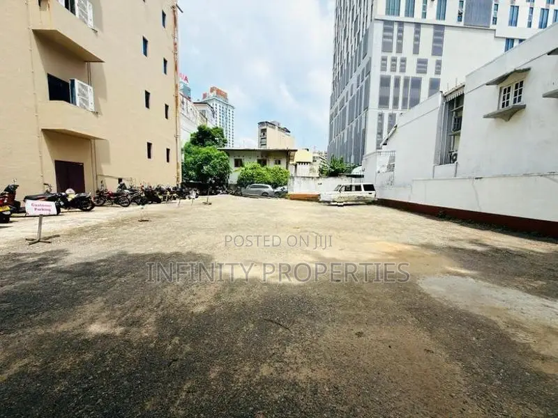 (AFA231) 18P Land Sale at Colombo 07