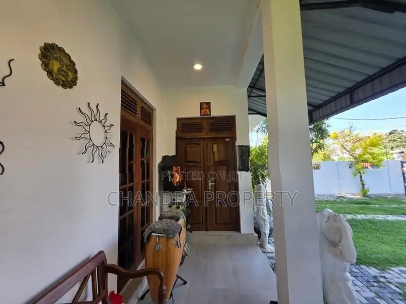 Luxury Upstairs House For Immediate Sale in kandana