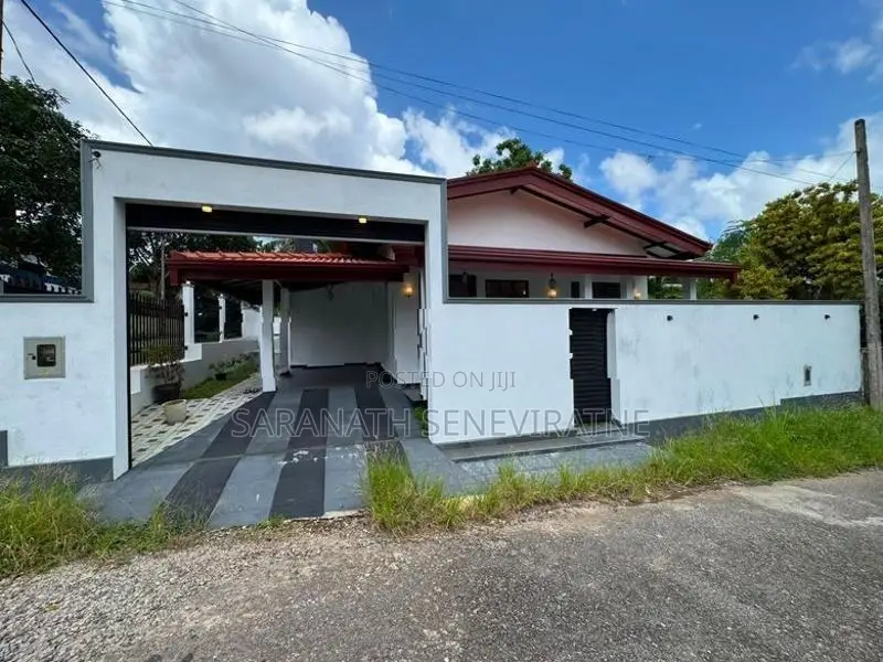 Brand-New House With 3 Bedrooms 2 Bathrooms - Homagama Galawilawatta R