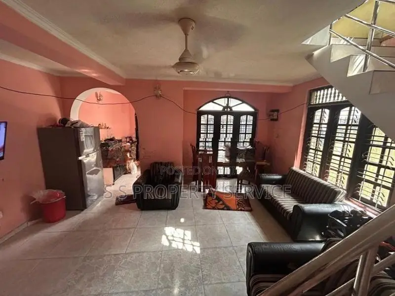 2 story house for Sale in Kirulapone, Colombo 06 (SSPH-396)