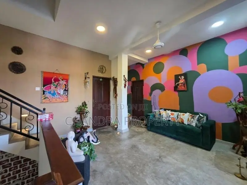 Luxury Upstairs House For Immediate Sale in kandana