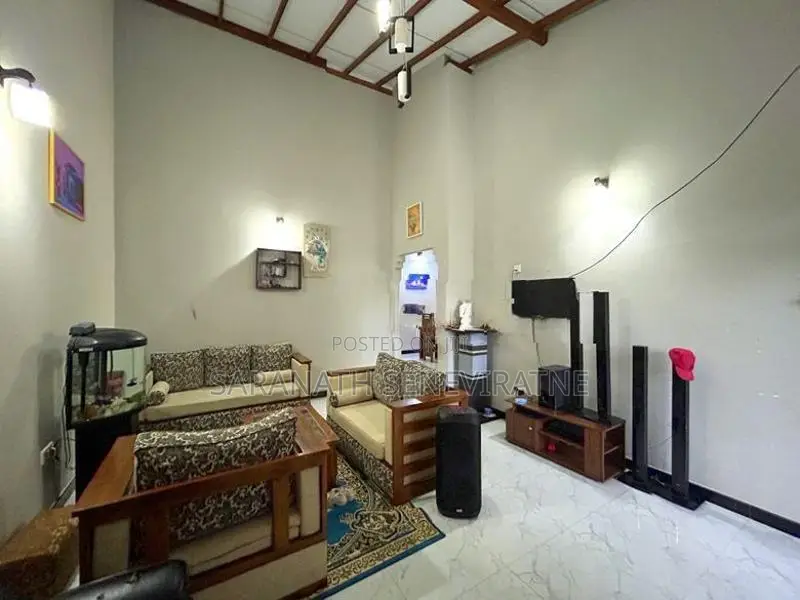 Solid House in Homagama Millawa With 3 Bedrooms