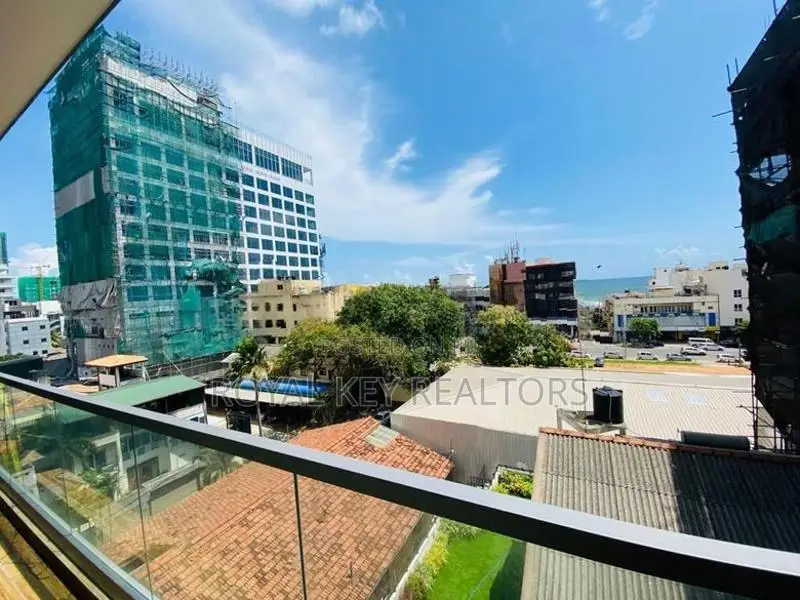 Colombo 3 – 03 Bedroom Unfurnished Apartment for Sale