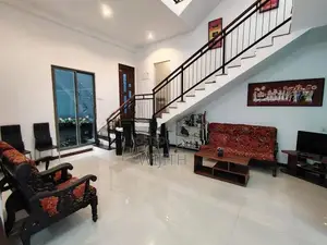 පදිංචිවියට සෑදු ළස්සන දෙමහල් නිවසක් විකිනිමට කොටිටාවෙි