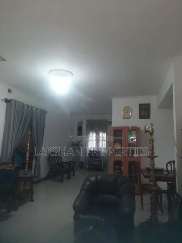 House For Sale In Maharagama Arewwala