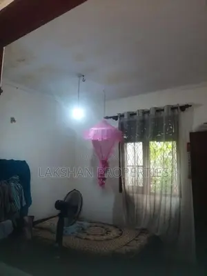 House For Sale In Maharagama Arewwala