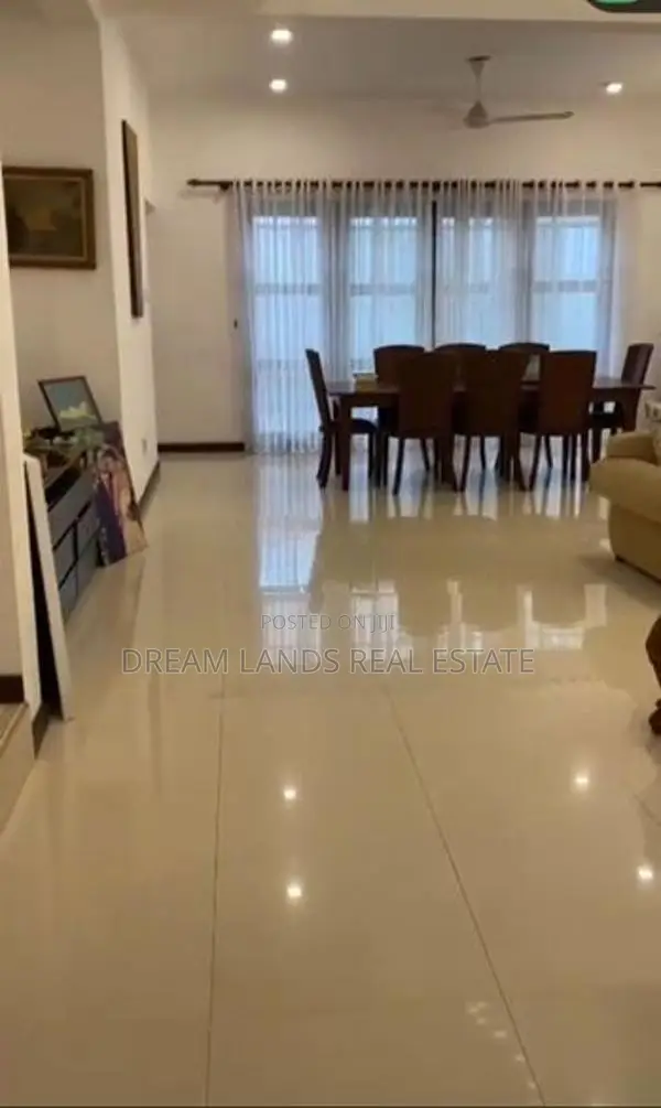6BED HOUSE FOR RENT IN THALAWATHUGODA (SP634)