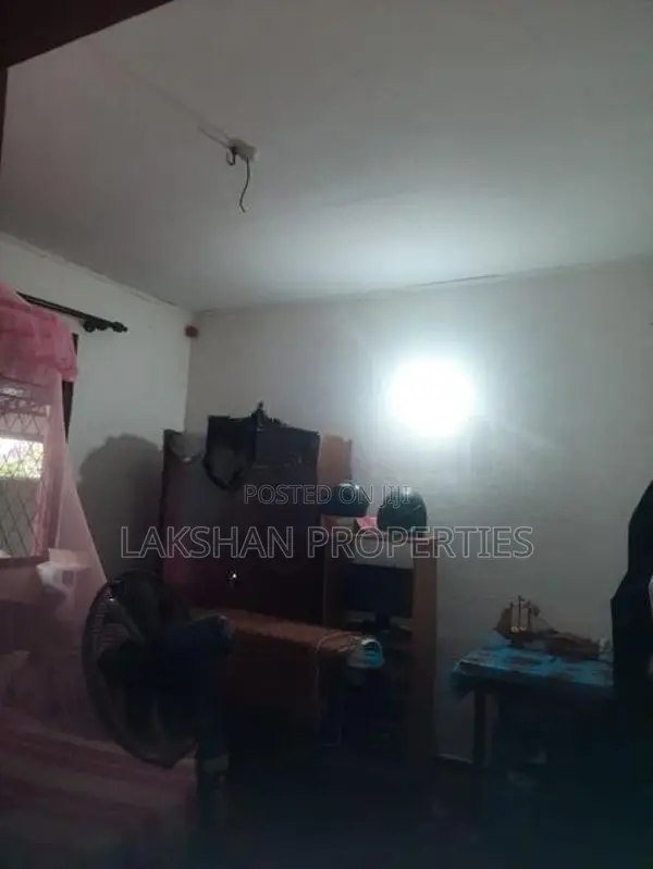 House For Sale In Maharagama Arewwala