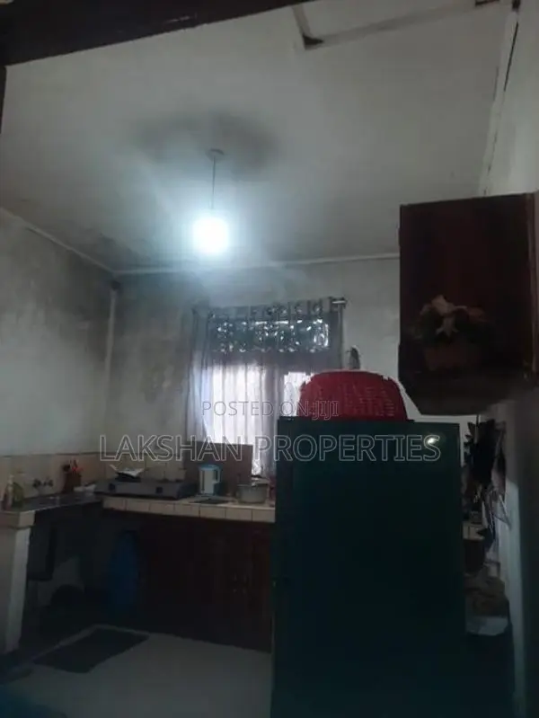 House For Sale In Maharagama Arewwala