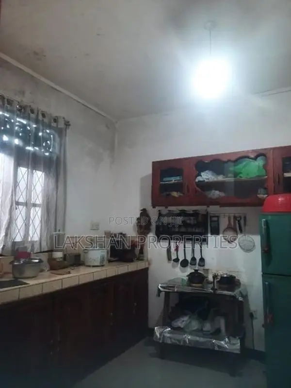 House For Sale In Maharagama Arewwala