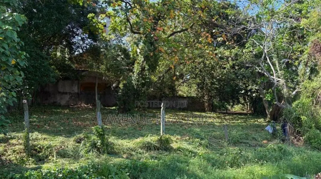 20P Waterfront Land for Sale in Rajagiriya (LA4667)