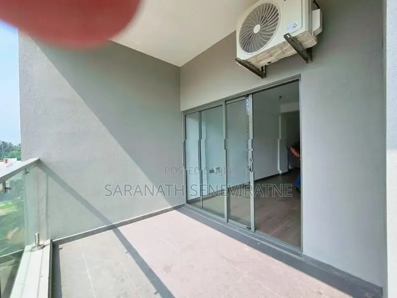 Brand-New Apartment in Canterbury Golf Lexus K tower Kesbewa Kahatuduw