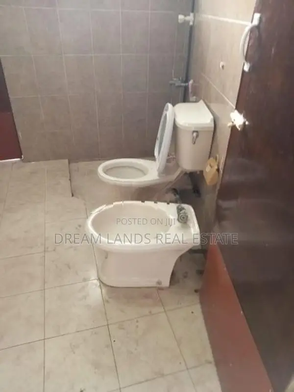 Upper floor for rent mirihana Nugegoda