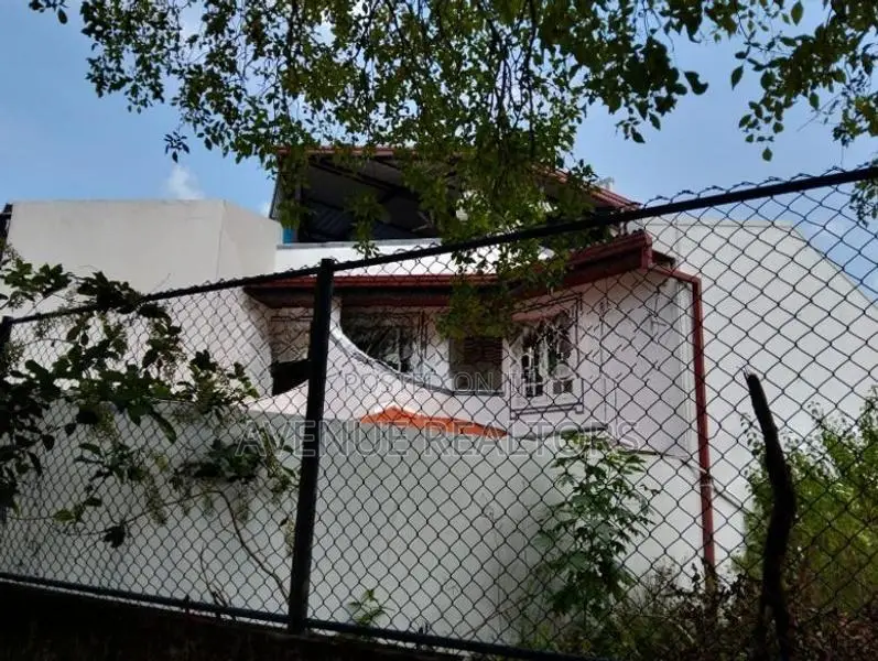 BR House for Sale in Sri Jayawardenepura Kotte (HS4671)