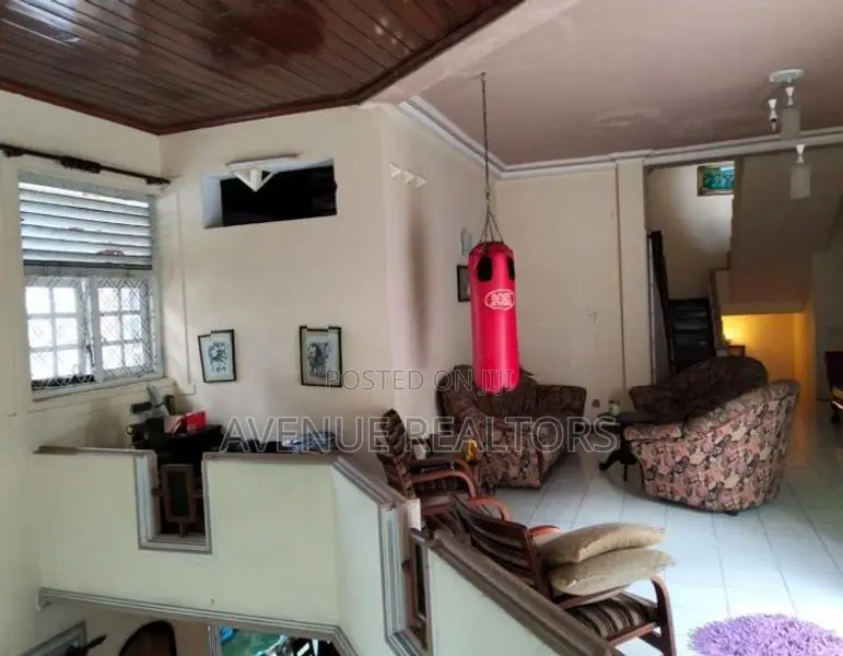 BR House for Sale in Sri Jayawardenepura Kotte (HS4671)