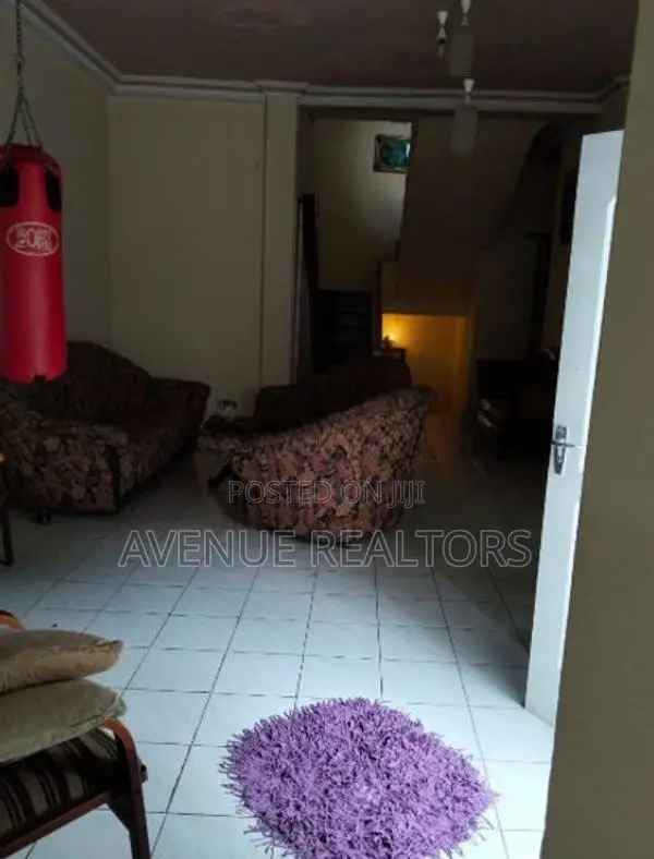 BR House for Sale in Sri Jayawardenepura Kotte (HS4671)