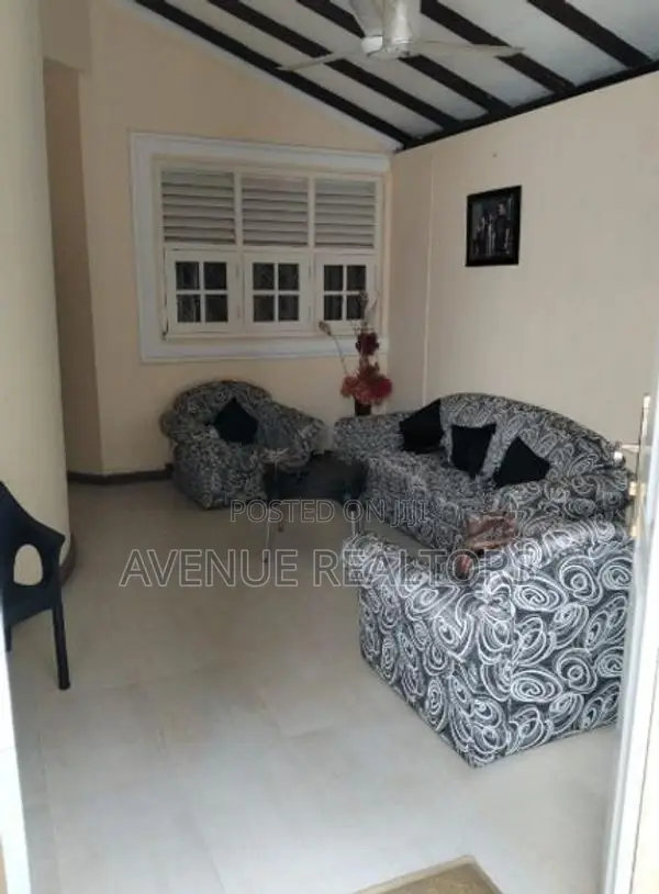 BR House for Sale in Sri Jayawardenepura Kotte (HS4671)