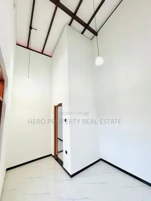 Luxury Modern House for Sale in Athurugiriya