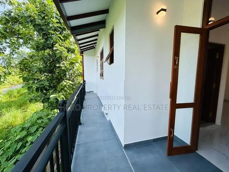 HAS210 - Brand New Luxury Quality Valuable House for Sale in Piliyanda