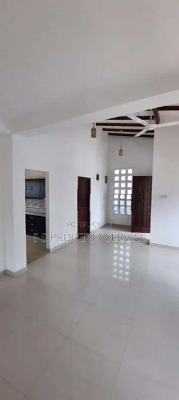 2 Storey House for Sale in Batteramulla (ssph-401)