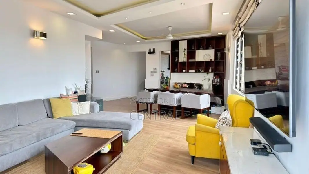3 Bedroom Apartment at 6th Avenue, Colombo 05 (C7-10148)