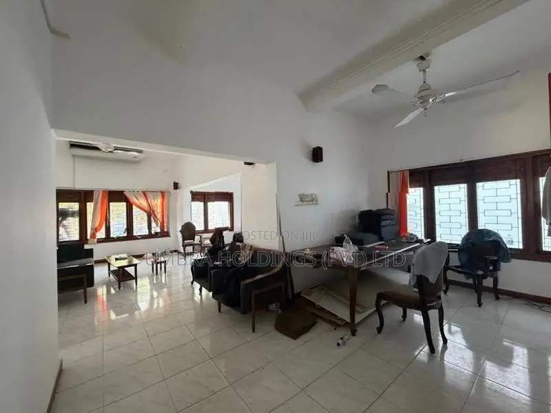 House/Office For Rent Off Galle Road Colombo 4 - 1519U