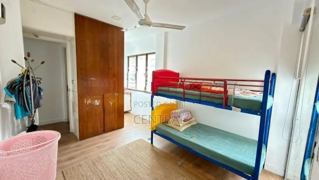 3 Bedroom Apartment at 6th Avenue, Colombo 05 (C7-10148)