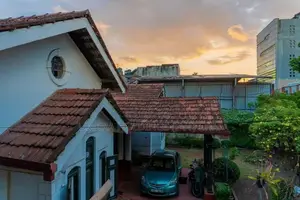Colonial Commercial Property For Rent in Colombo 10 - 3997U