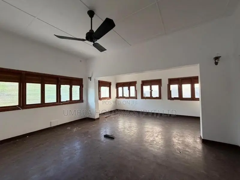 House/Office For Rent Off Galle Road Colombo 4 - 1519U