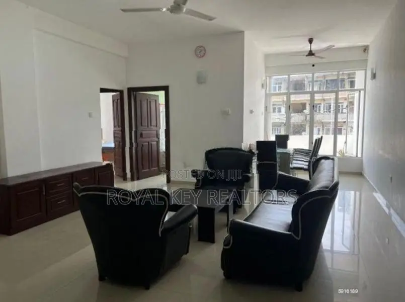 Private Apartment - 03 Bedroom Furnished for Rent-Colombo 06