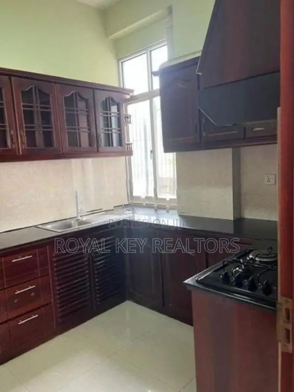 Private Apartment - 03 Bedroom Furnished for Rent-Colombo 06