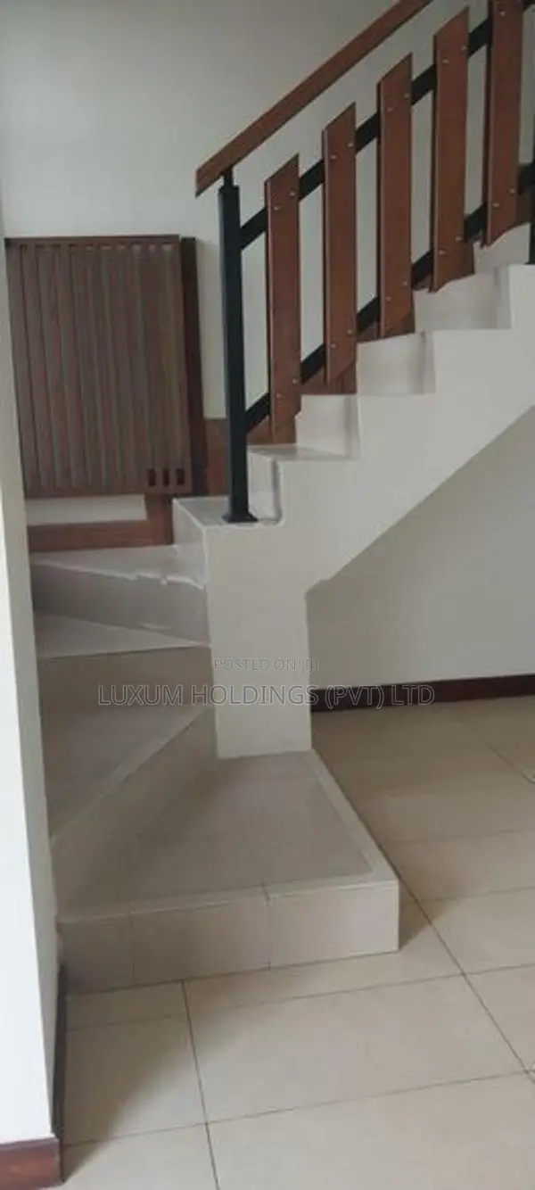 3,500 SQFT Penthouse For Rent in Colombo 07 [ 2156C ]