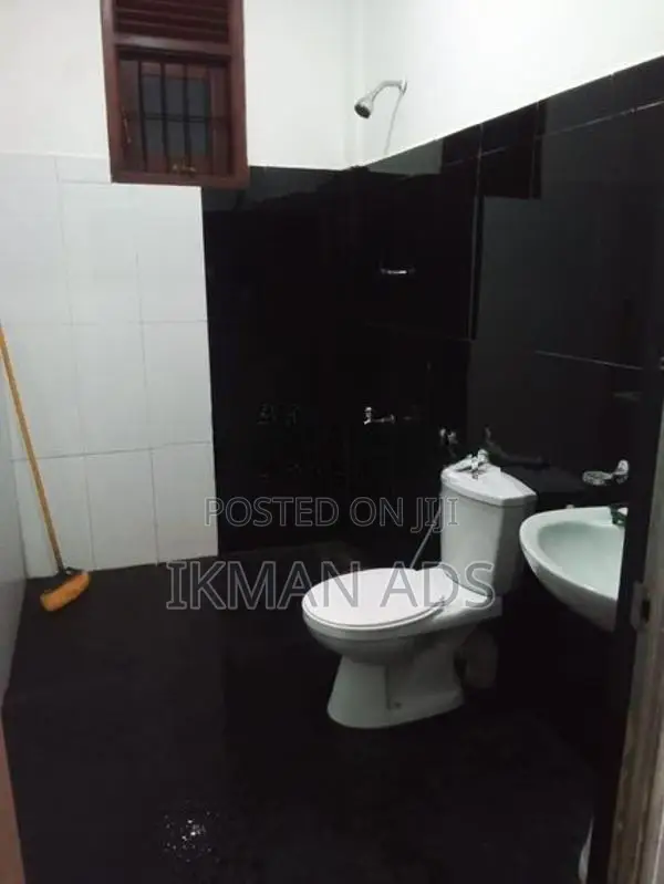 Rooms for Rent - Female Students Homagama