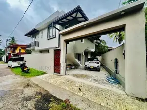 Elegant Brand New House for Rent in Athurugiriya
