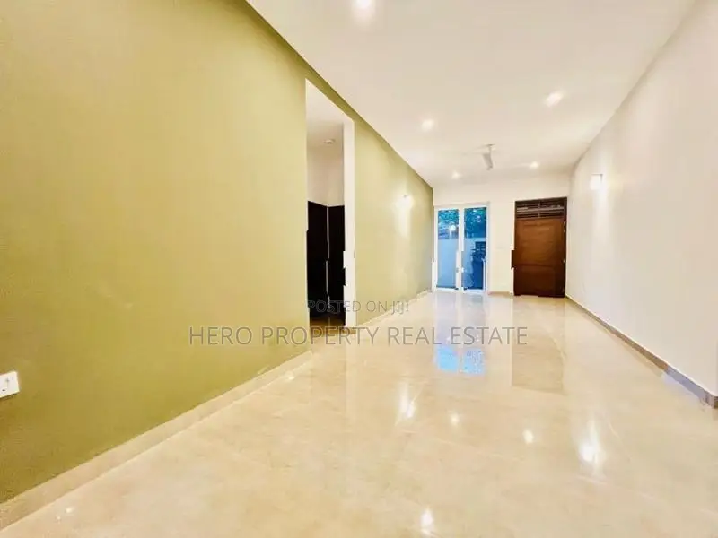 Elegant Brand New House for Rent in Athurugiriya