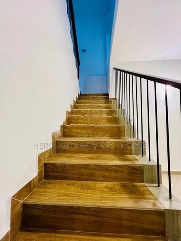 Elegant Brand New House for Rent in Athurugiriya