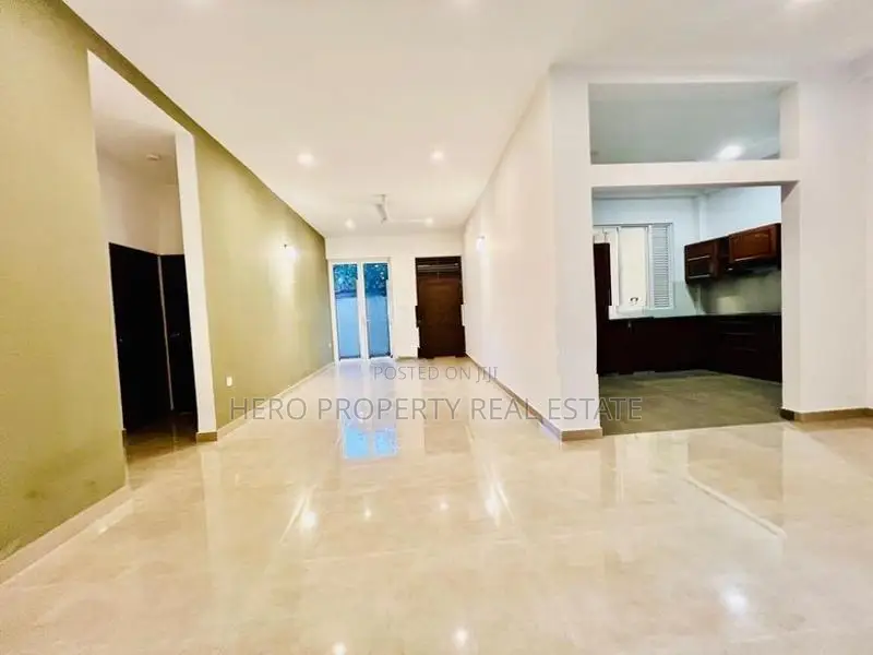 Elegant Brand New House for Rent in Athurugiriya