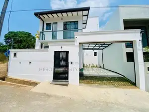 HAS207 - Modern Luxury House for Sale in Piliyandala