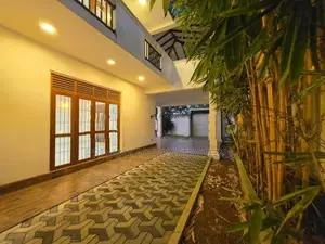15 Perches / 3 Storied Mordern House For Sale in Kasbawa