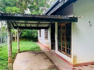 මත්තේගොඩින් අගනා නිවසක් විකිණීමට