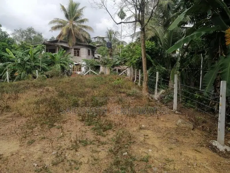 Land For Sale in Pitipana - Closer to Pansala Junction Homagama